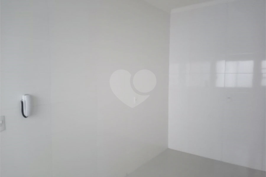 Casa à venda com 3 quartos, sendo 1 suíte,  no condomínio Residencial Vila Primavera (zona Norte), São Paulo - SP