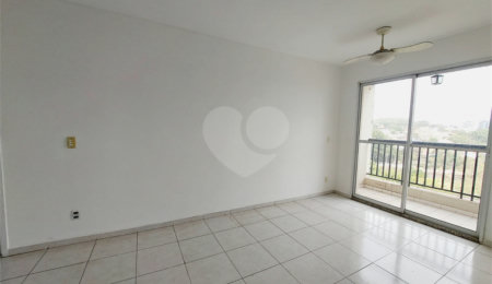 Apartamento à venda ou para alugar com 2 quartos em Vila Anastácio, São Paulo, SP
