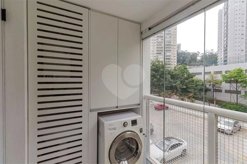 Apartamento à venda com 2 quartos, sendo 1 suíte,  em Vila Andrade, São Paulo, SP