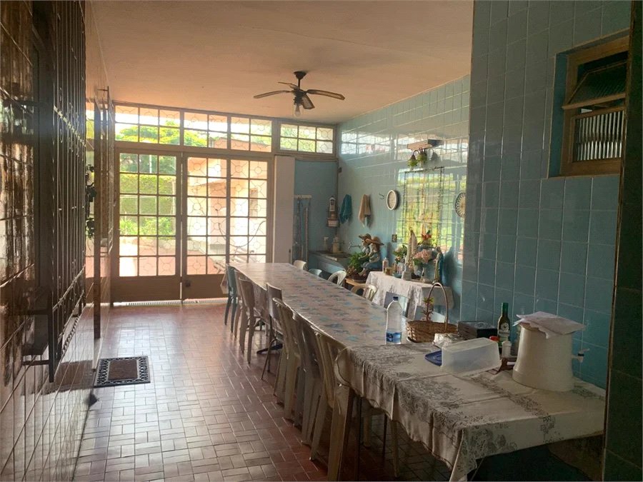 Casa à venda com 6 quartos, sendo 2 suítes,  em Parque São George, Cotia, SP