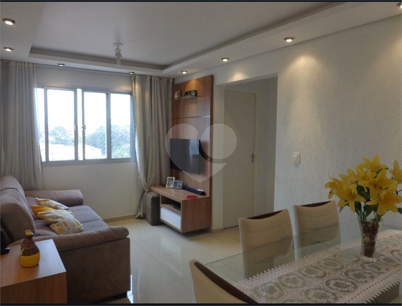 Apartamento à venda com 2 quartos em Parque Fongaro, São Paulo, SP