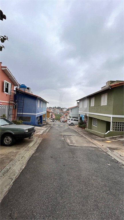 Casa à venda com 3 quartos no condomínio Vila Cantareira, São Paulo - SP