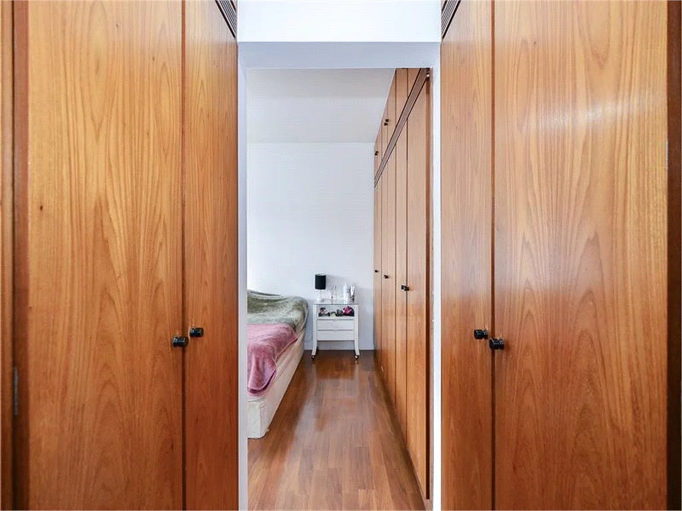 Apartamento à venda com 2 suítes em Vila Andrade, São Paulo, SP