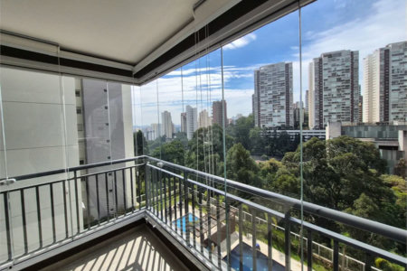 Apartamento à venda com 4 quartos, sendo 2 suítes,  em Jardim Vazani, São Paulo, SP