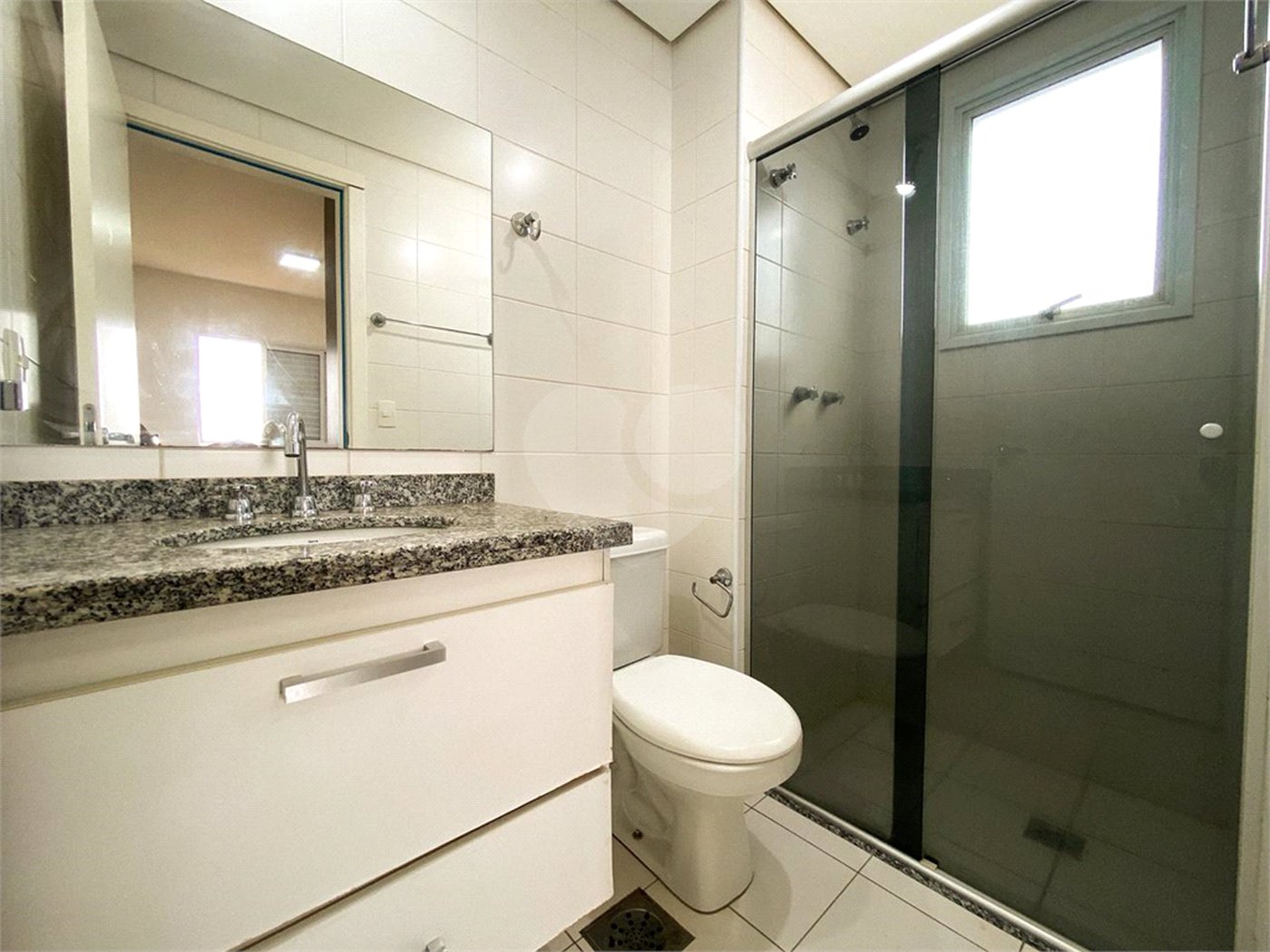 Apartamento à venda com 2 quartos no Centro, Araraquara, SP