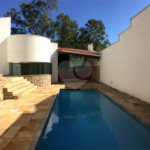 Casa à venda com 4 suítes no condomínio Estância Marambaia, Vinhedo - SP