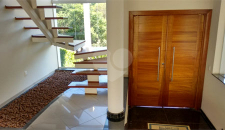 Casa à venda ou para alugar com 3 suítes no condomínio Residencial Villa dos Inglezes, Sorocaba - SP