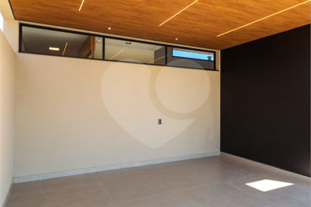 Casa à venda com 3 suítes no condomínio Residencial Dona Maria Candida, Indaiatuba - SP