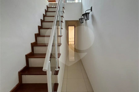 Casa de Vila para alugar com 4 suítes em Vila Romana, São Paulo, SP