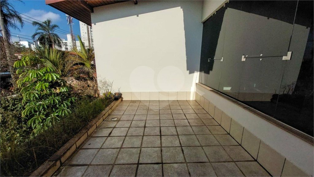 Casa à venda com 6 quartos, sendo 3 suítes, em Jardim Brasil (zona Sul), São Paulo, SP