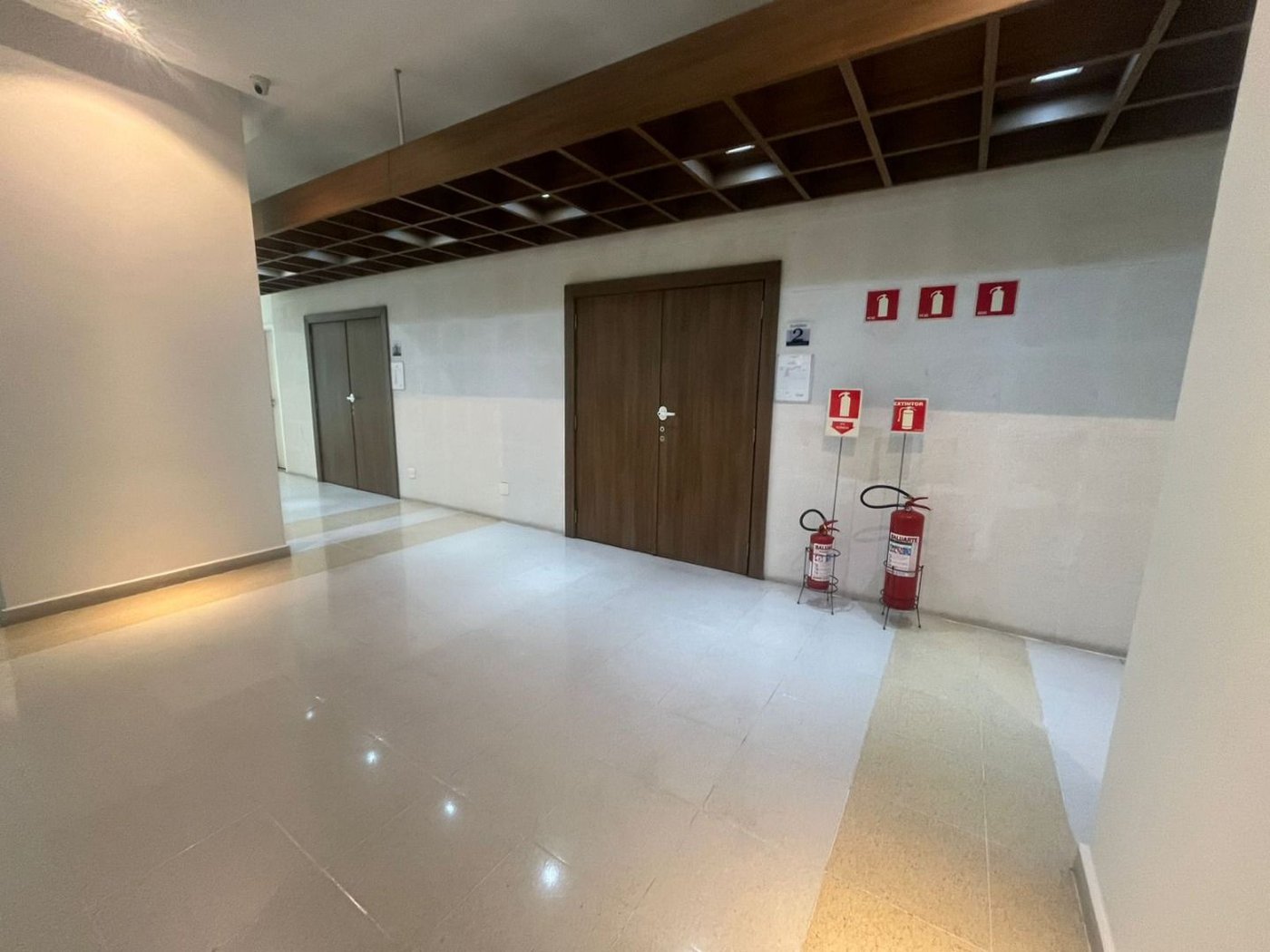 Sala Comercial para Locação Anual no Helbor Offices Santos | Moderna, Mobiliada e Pronta para Uso