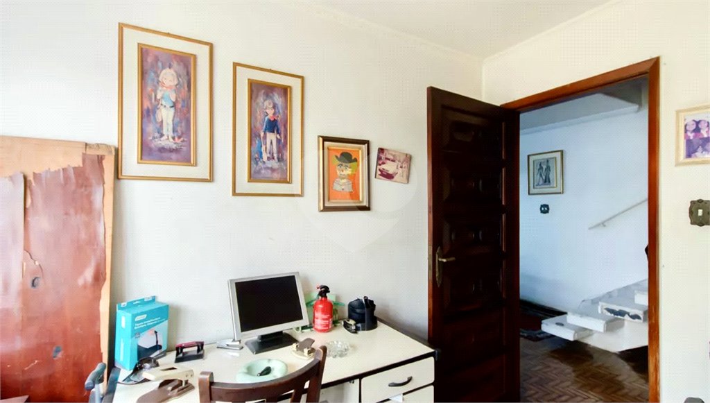 Sobrado à venda com 5 quartos, sendo 1 suíte, em Vila Monumento, São Paulo, SP
