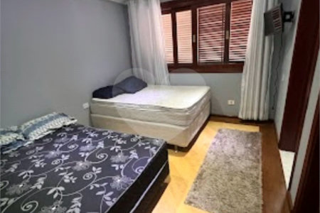 Casa à venda com 5 suítes em Aruã, Mogi das Cruzes, SP