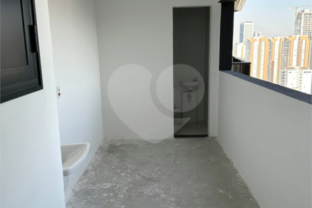 Apartamento à venda com 3 suítes em Vila Olímpia, São Paulo, SP
