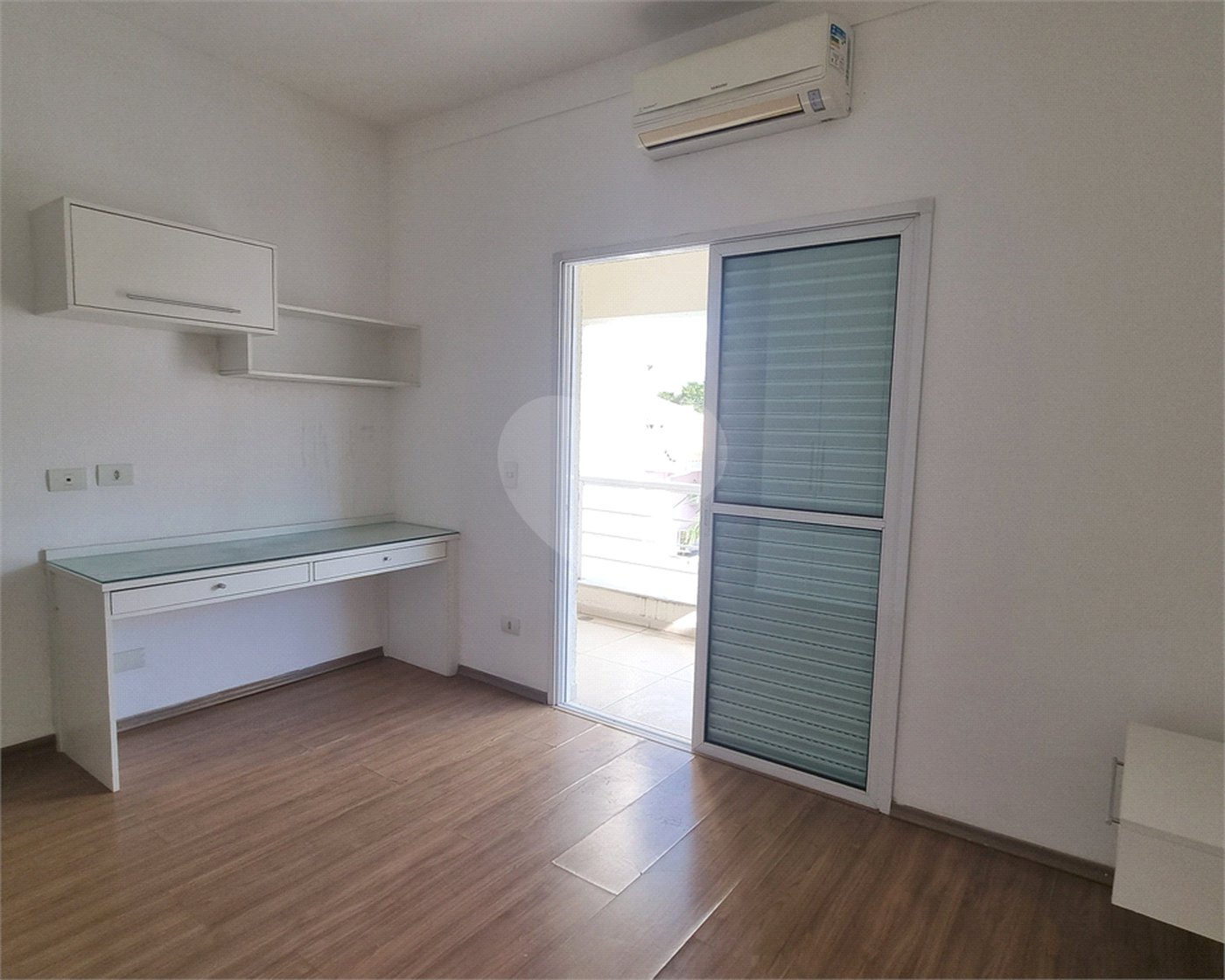 Casa à venda com 4 suítes no condomínio Mont Blanc, Sorocaba - SP