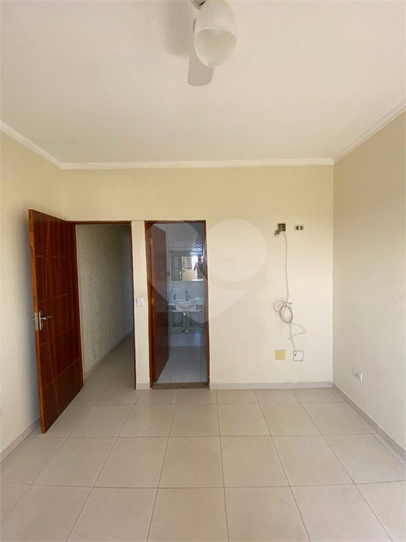 Sobrado à venda com 3 quartos, sendo 1 suíte, em Jardim Beatriz, Poá, SP