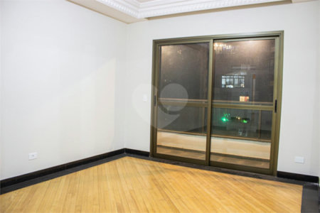 Apartamento à venda com 3 suítes em Jardim Londrina, São Paulo, SP