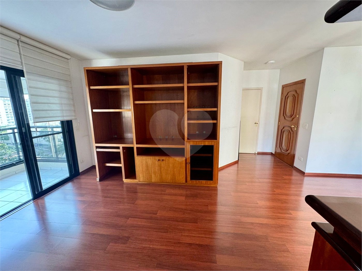Apartamento à venda com 4 quartos, sendo 2 suítes,  em Pinheiros, São Paulo, SP