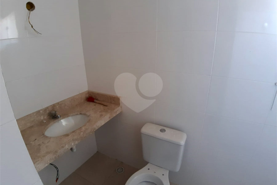 Casa para alugar com 3 quartos, sendo 1 suíte,  no condomínio Villagio DI Maria, São Paulo - SP