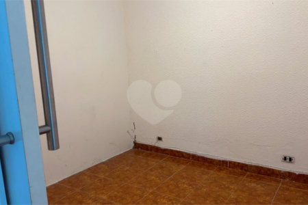 Casa Térrea à venda com 4 quartos, sendo 1 suíte, em Água Fria, São Paulo, SP