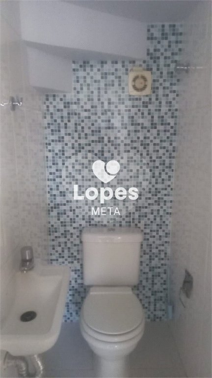 Casa à venda com 2 quartos no condomínio Residence Club Villa Branca, Jacareí - SP