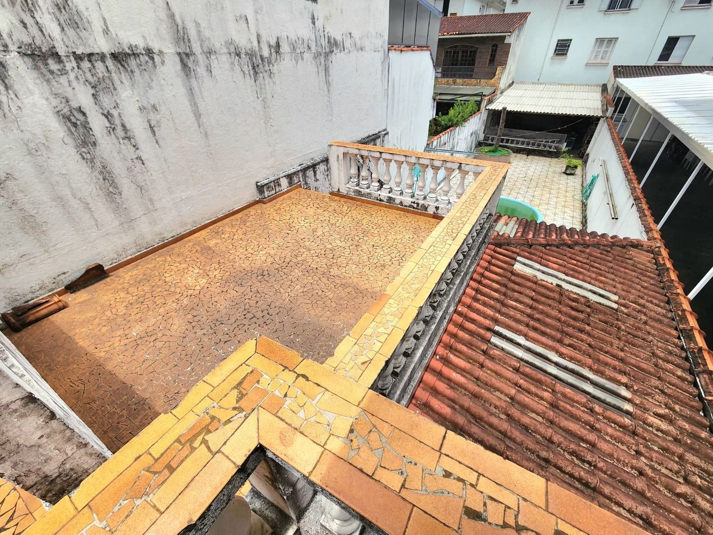 Casa com 3 dormitórios à venda, 198 m² por R$ 1.099.000,00 - Marapé - Santos/SP