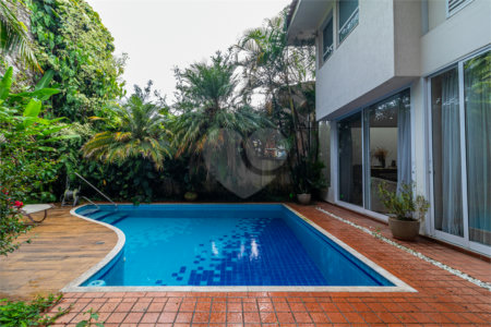 Casa de Vila à venda com 4 suítes em Alto da Boa Vista, São Paulo, SP