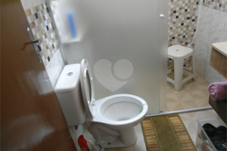 Sobrado à venda com 3 quartos em Vila Gomes, São Paulo, SP