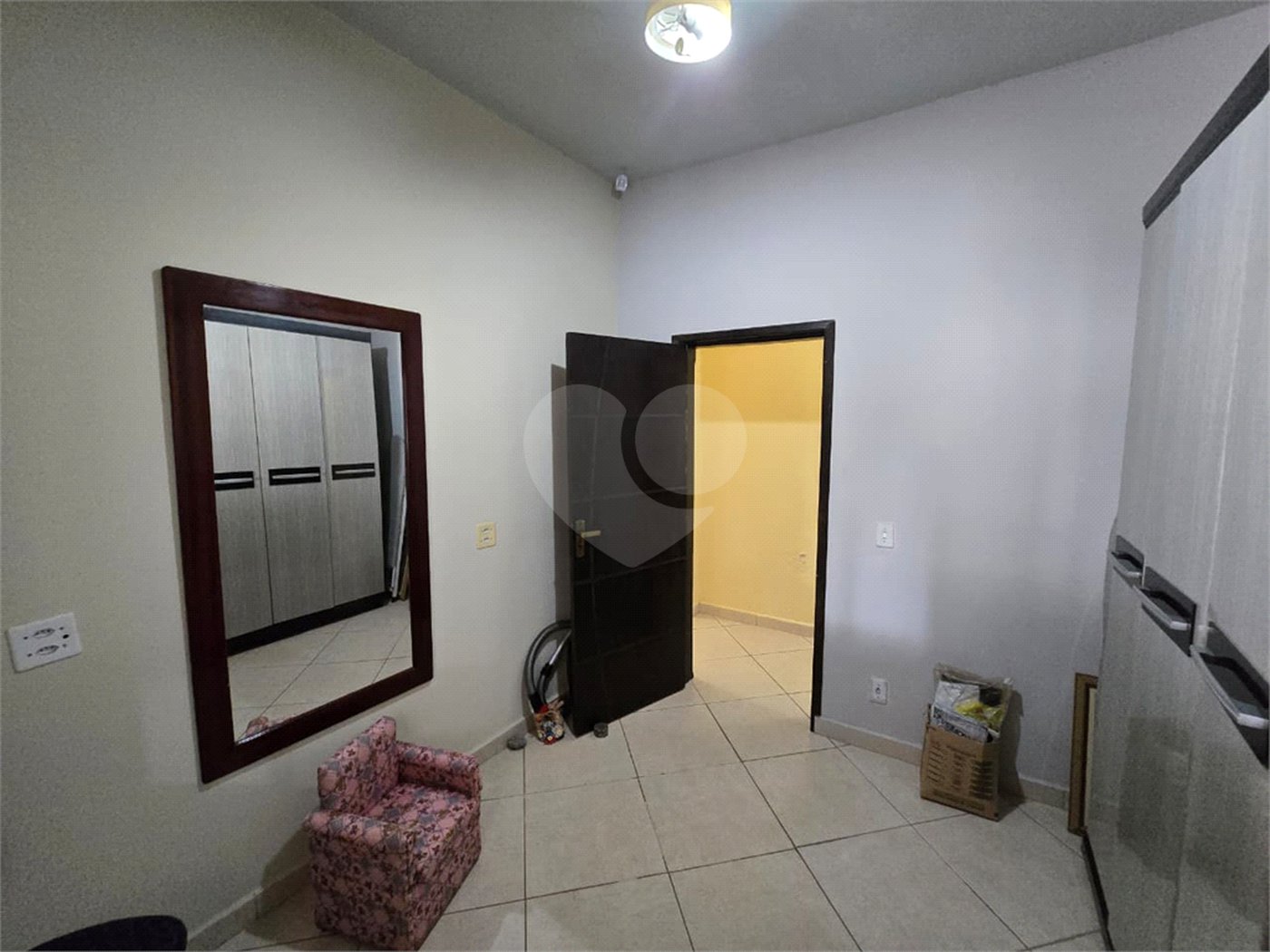 Chácara à venda com 3 quartos, sendo 1 suíte, em Cercadinho, Alambari, SP