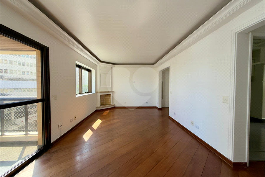 Apartamento à venda com 4 quartos, sendo 2 suítes, em Santana, São Paulo, SP