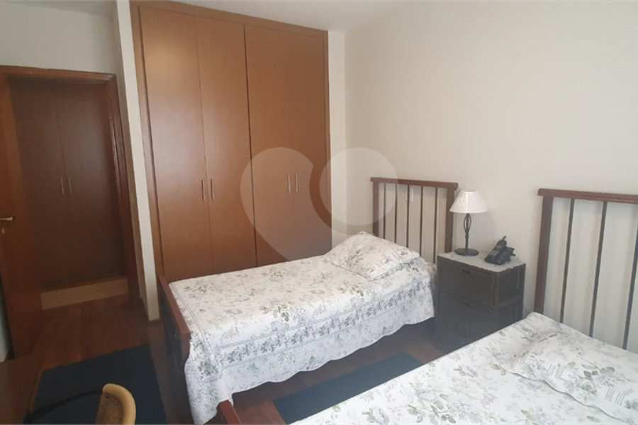 Apartamento à venda com 4 quartos, sendo 3 suítes,  em Perdizes, São Paulo, SP