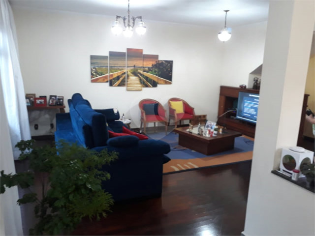 Casa à venda com 5 quartos, sendo 1 suíte,  em Vila Guilherme, São Paulo, SP