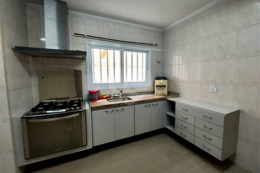 Sobrado à venda com 3 quartos, sendo 2 suítes, em Vila Romero, São Paulo, SP