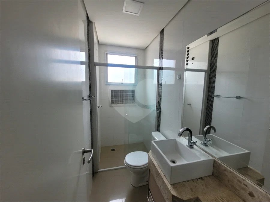 Casa à venda com 3 quartos, sendo 1 suíte, no condomínio Arte de Viver, Sorocaba - SP