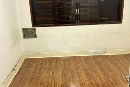 Casa à venda com 3 quartos, sendo 1 suíte, em Belenzinho, São Paulo, SP