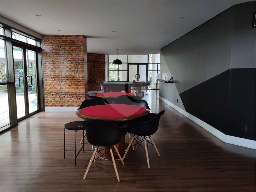 Apartamento à venda com 3 quartos, sendo 2 suítes,  em Alto da Lapa, São Paulo, SP