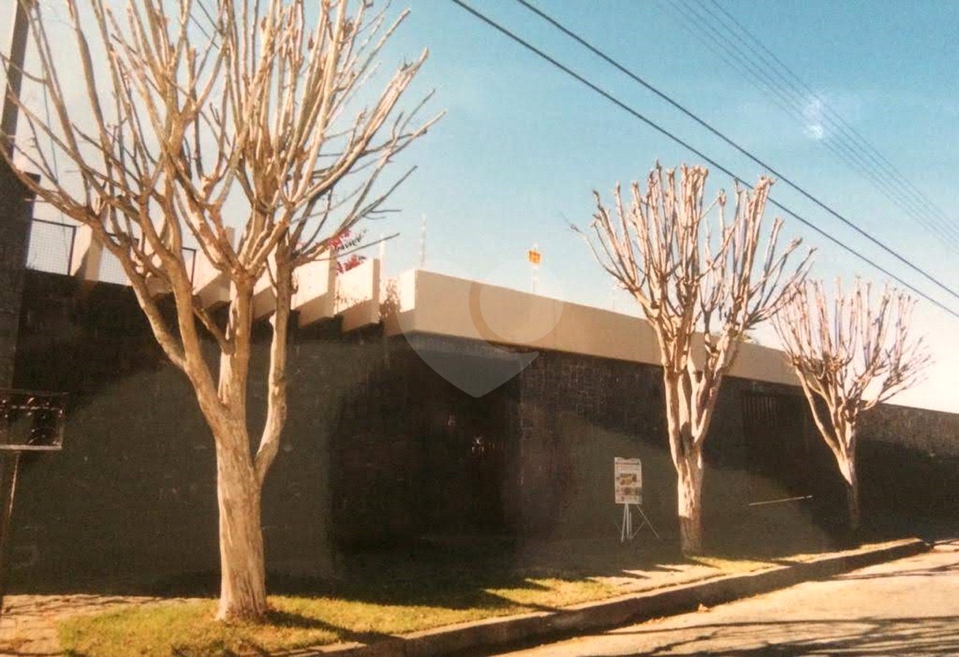 Casa Térrea à venda com 3 quartos, sendo 1 suíte,  em Jardim América, Bragança Paulista, SP