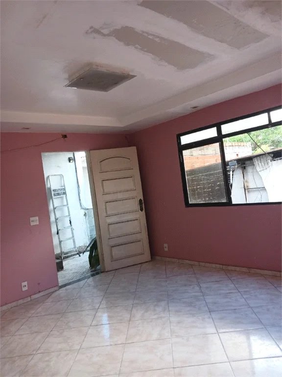 Casa à venda com 5 quartos em Capão Redondo, São Paulo, SP