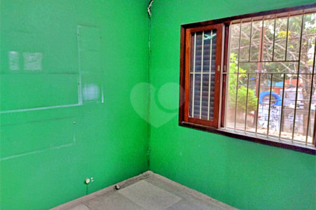 Sobrado à venda com 3 quartos, sendo 1 suíte,  em Parque Colonial, São Paulo, SP