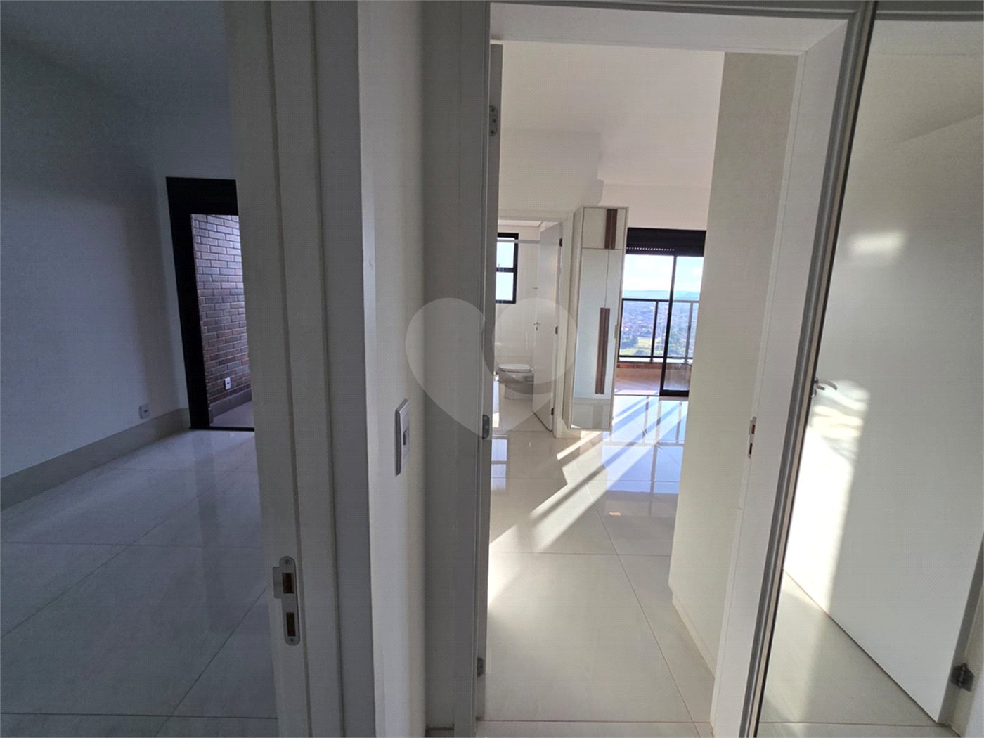 Apartamento para alugar com 3 suítes no Centro, Itapetininga, SP