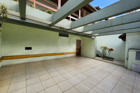 Casa à venda com 4 quartos, sendo 3 suítes,  em Vila Rosália, Guarulhos, SP