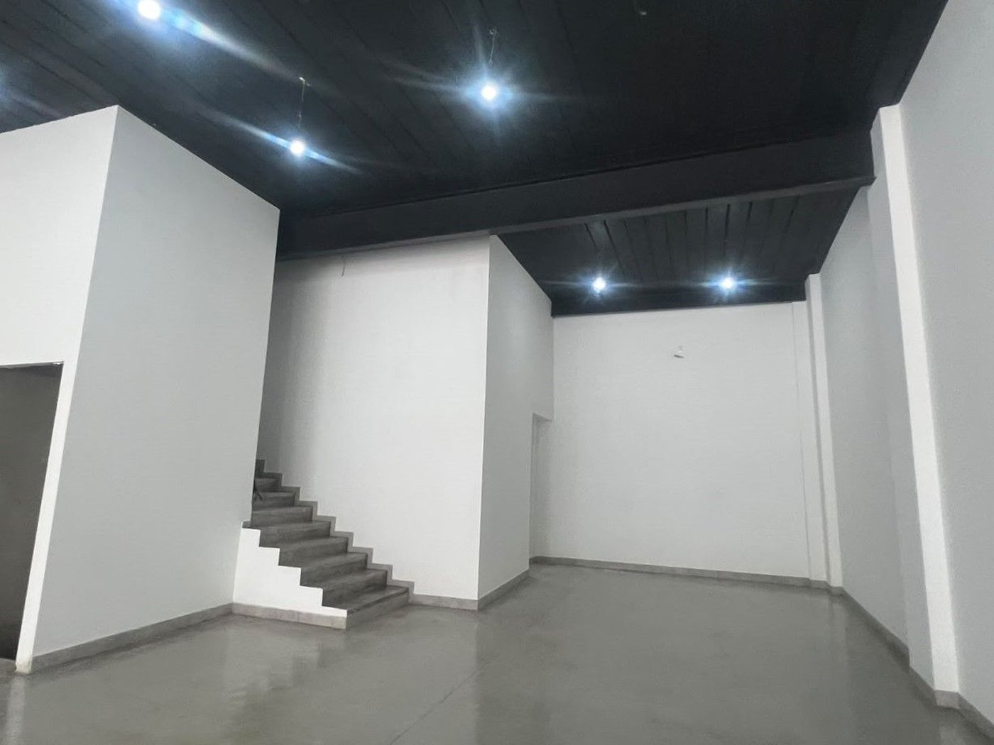 Loja para alugar, 500 m² por R$ 40.000,00/mês - Centro - São Vicente/SP