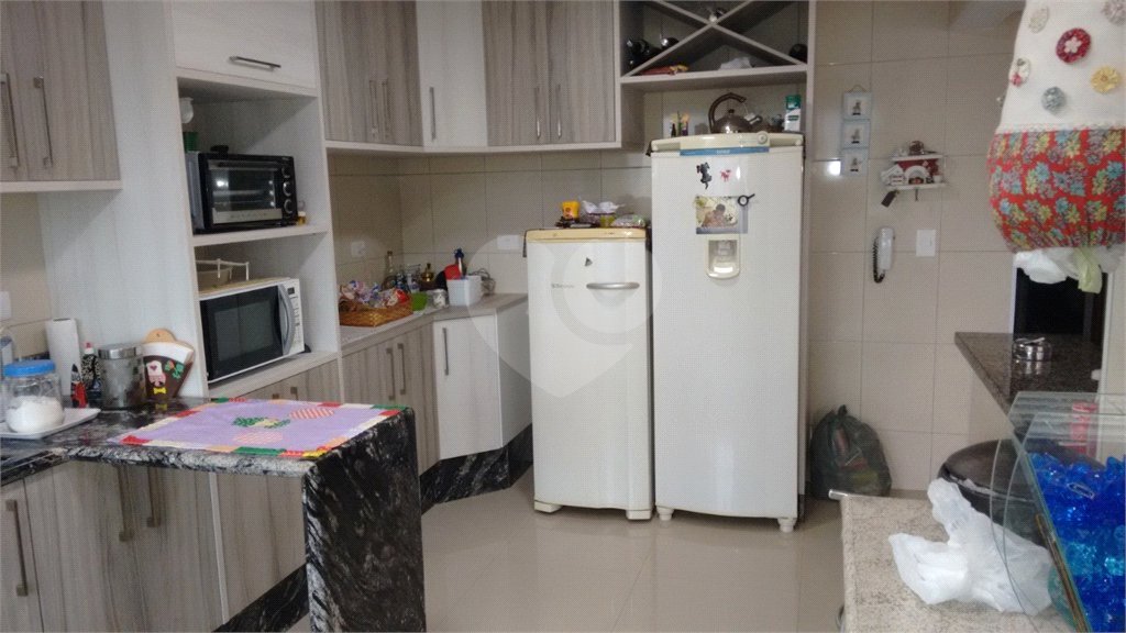 Casa à venda com 3 quartos, sendo 1 suíte,  em Mogi Moderno, Mogi das Cruzes, SP