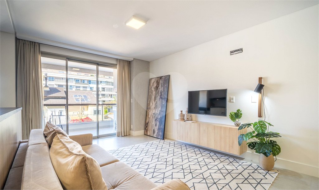 Apartamento à venda com 3 suítes em Jurerê, Florianópolis, SC