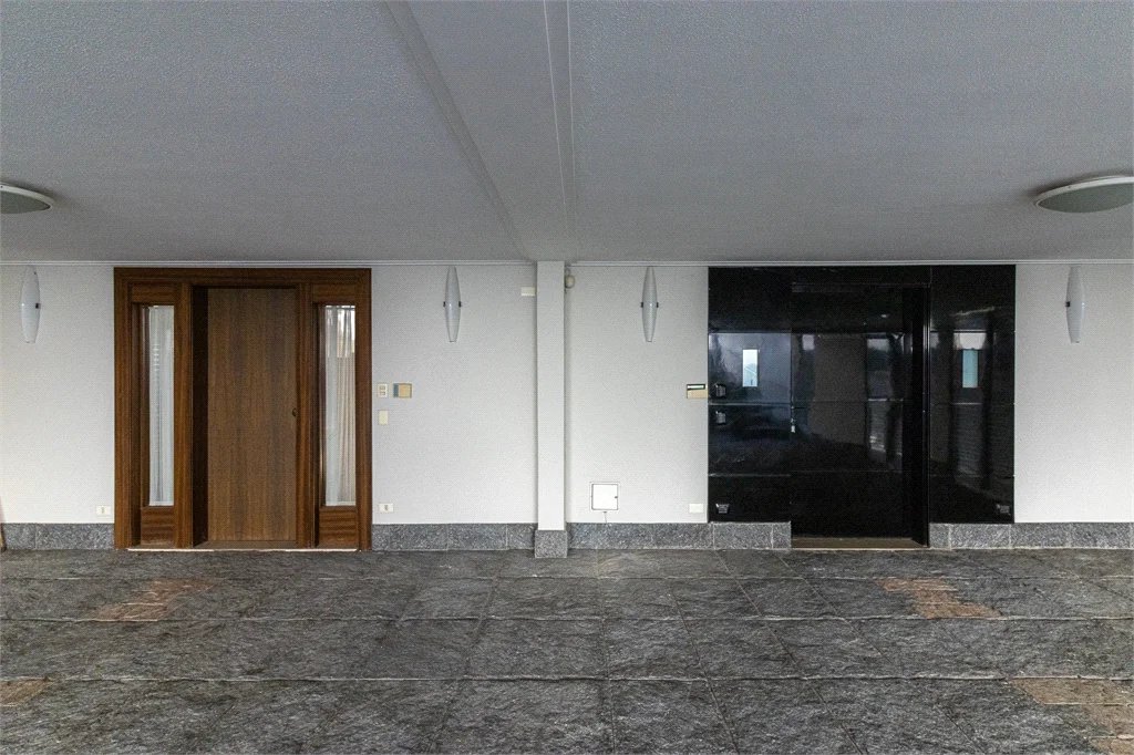 Sobrado à venda com 6 quartos, sendo 4 suítes, em Alto da Lapa, São Paulo, SP