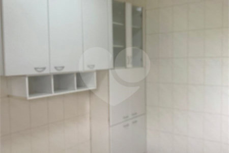 Sobrado à venda ou para alugar com 3 quartos, sendo 1 suíte, no Centro, Salto, SP