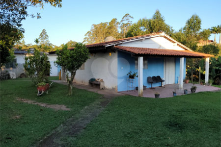 Chácara à venda com 5 quartos em Residencial Veneza I, Mogi das Cruzes, SP