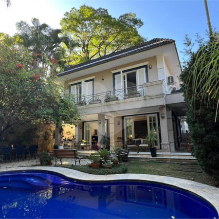 Sobrado à venda com 4 suítes em Jardim Marajoara, São Paulo, SP