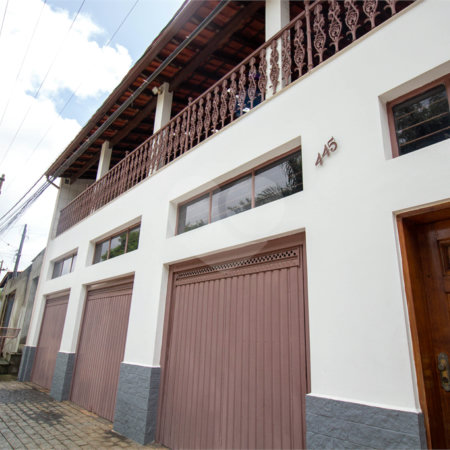 Sobrado à venda com 5 quartos, sendo 1 suíte,  em Jardim Villaça, São Roque, SP
