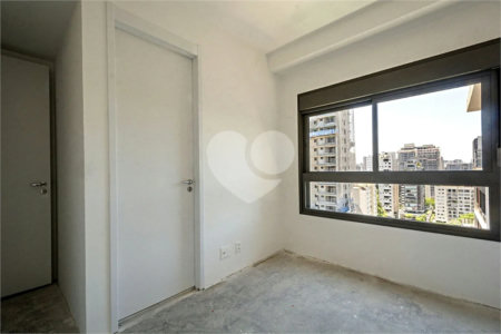 Apartamento à venda com 3 suítes em Campo Belo, São Paulo, SP